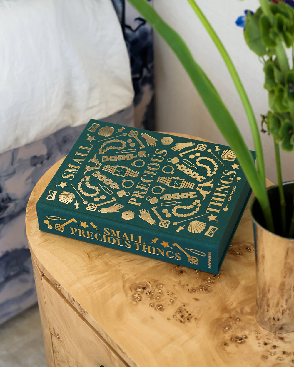 Precious Things, Green - Image 4